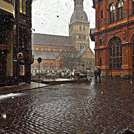 In The Historical Center Of Апартаменти *